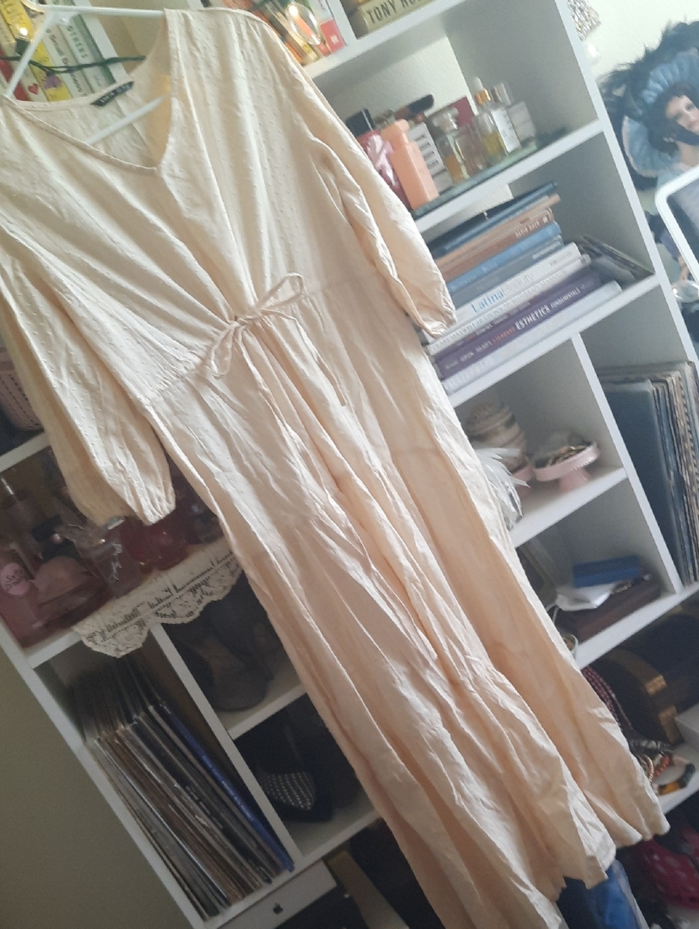 Light Cream V-Neck Tie-Waist Maxi Dress